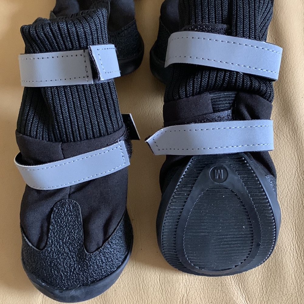 3/$20- NWOT- Youly “The Adventurer” All Weather Dog Boots - Picture 3 of 6